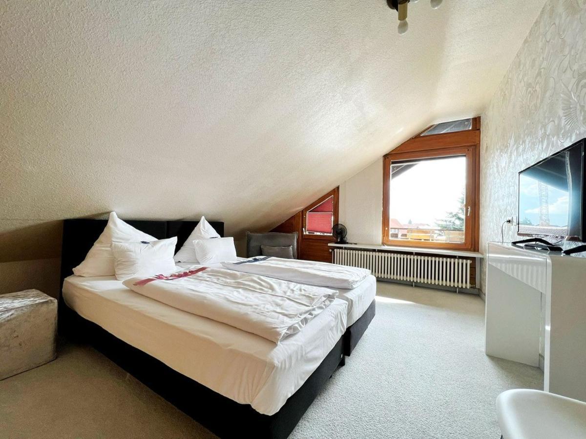 Hotel Hellers Twenty Four I -24H-Check-In- Фридрихсхафен Экстерьер фото