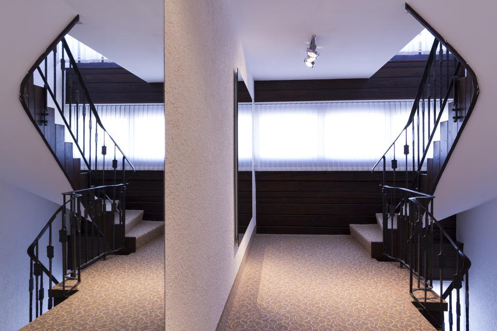 Hotel Hellers Twenty Four I -24H-Check-In- Фридрихсхафен Экстерьер фото