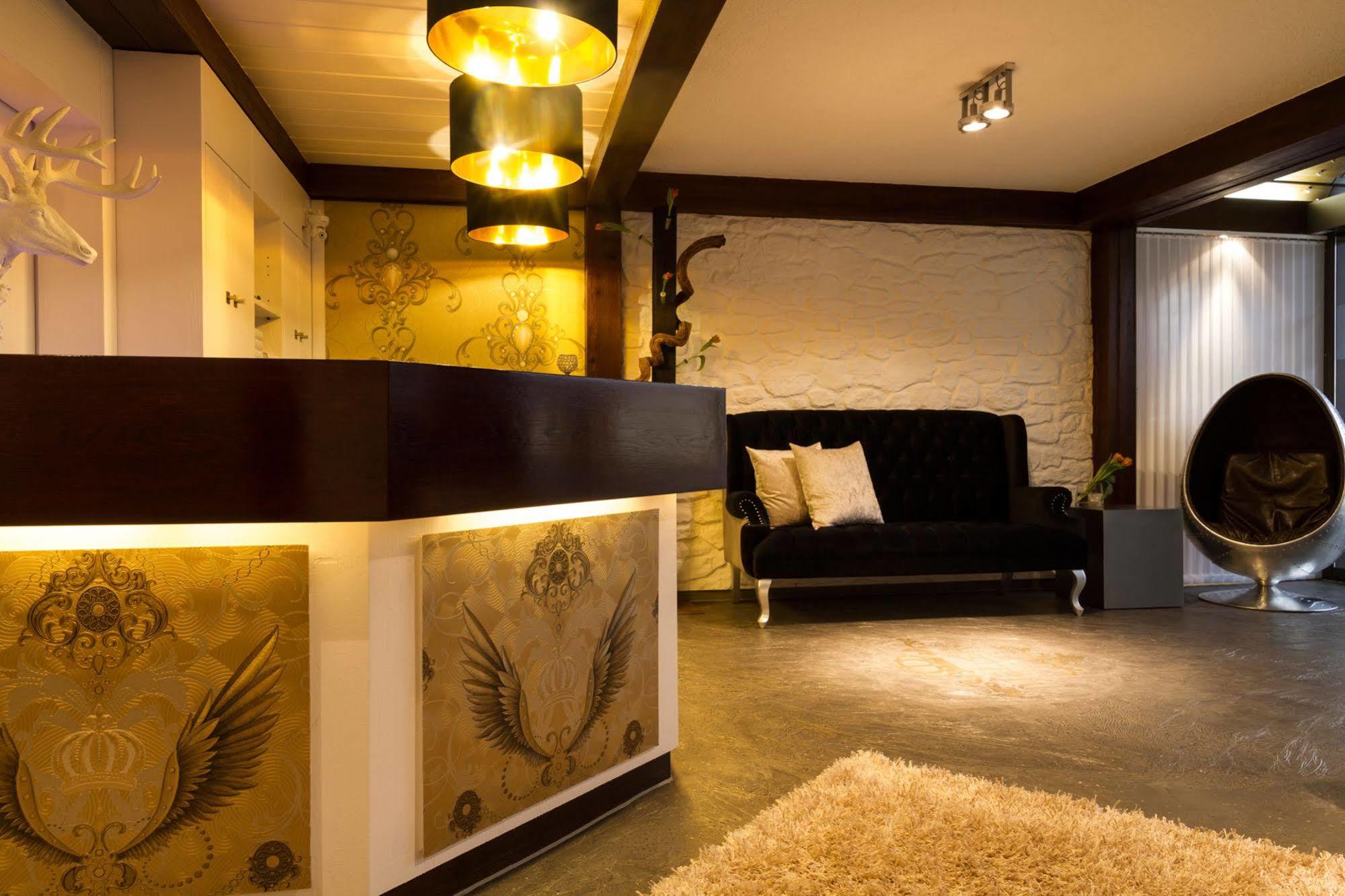 Hotel Hellers Twenty Four I -24H-Check-In- Фридрихсхафен Экстерьер фото